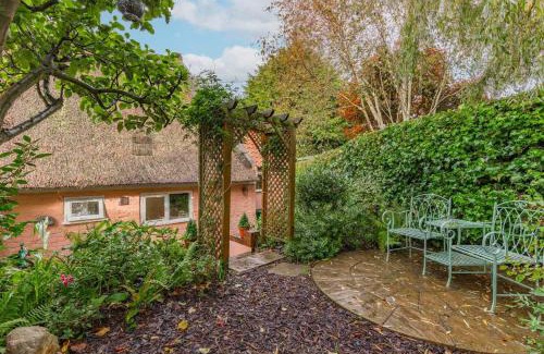 Winterton-on-Sea House | Host & Stay - Ships Timbers