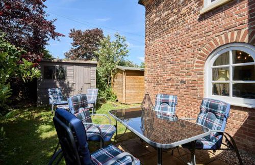 Snettisham House | Host & Stay - The Chapel
