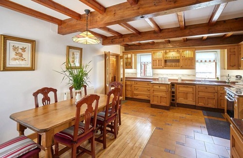 Kildwick House | Host & Stay | The Cottage Barn