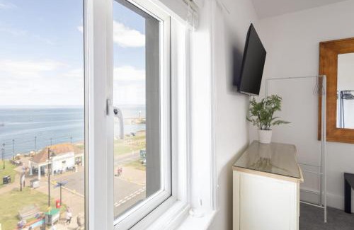 West Cliff Hotel | Host & Stay - The Sandbeck