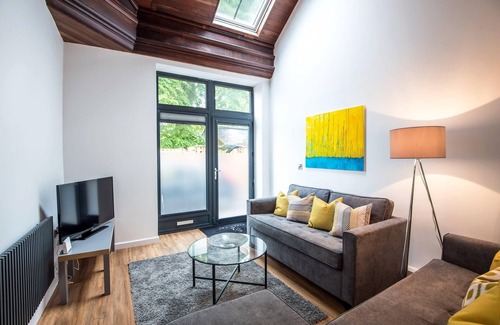 Durham Apartment | Host & Stay | The Wolsey