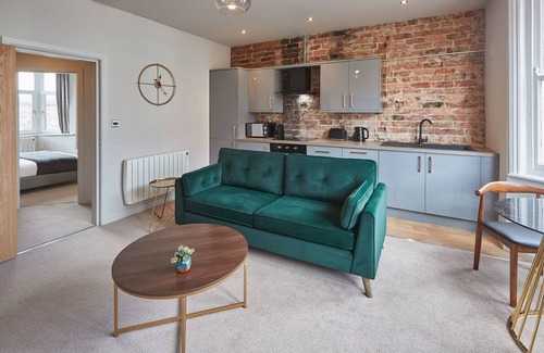 Scarborough Apartment | Host Stay Umpire s Watch North Marine House