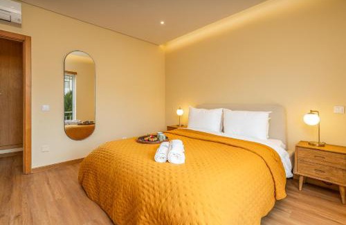 Parchal Villa | Host Wise - Deluxe House - Terrace & BBC