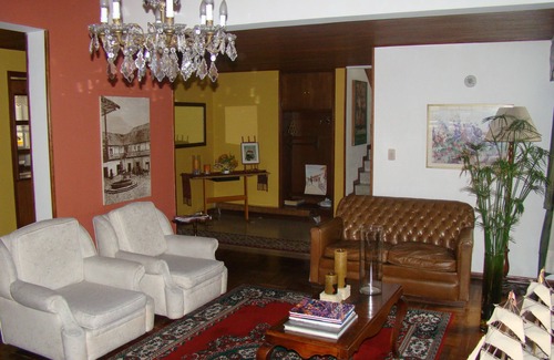 Navarra Hotel | Hostal Bogota Real