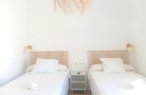 Los Escullos House | HOSTAL CASA EMILIO
