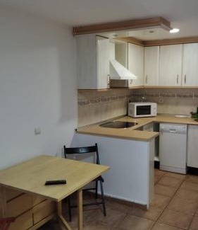 Aranjuez House | Hostal Castilla