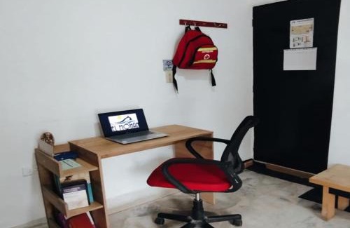Neiva House | Hostal El Mohan
