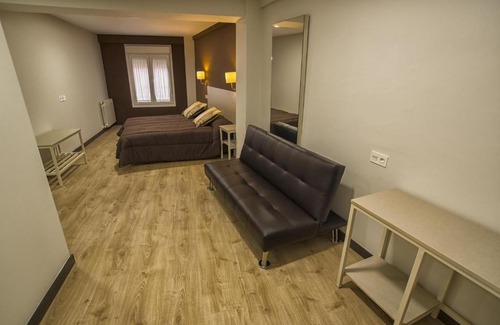 Aranda de Duero House | Hostal Elvira