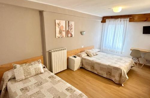 Puigcerda House | Hostal Estació