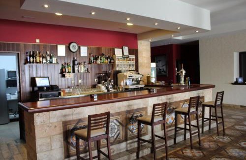 Ongamira House | Hostal Garlu
