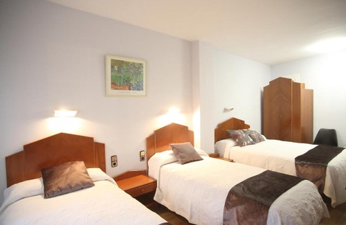 Monzon House | Hostal la Carrasca