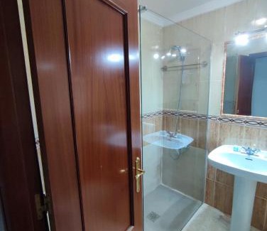 Lucena Hotel | HOSTAL LAS PALOMAS