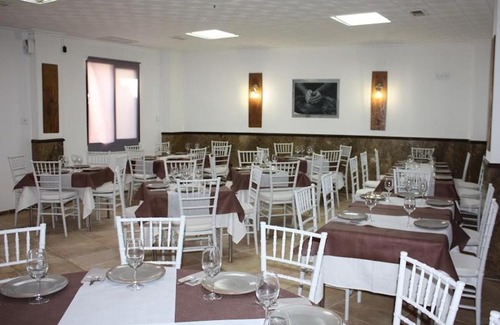Bailen House | HOSTAL RESTAURANTE ARCILLA
