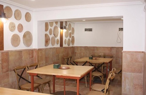 Bailen House | HOSTAL RESTAURANTE ARCILLA