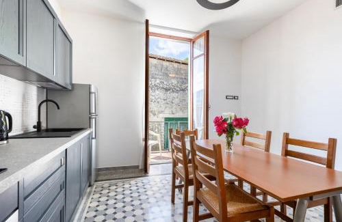 Feglino Apartment | Hostdomus-Country House