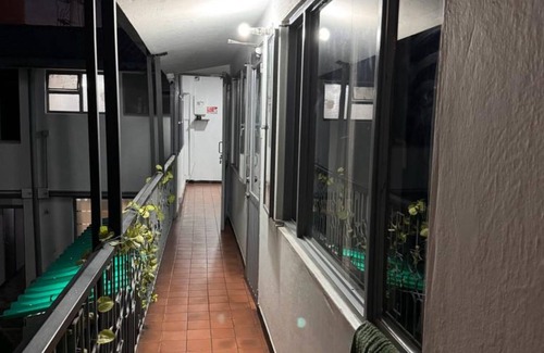 Engativa House | Hostel Bogota TU Sitio - Hospedaje Cerca A EL Terminal DE Transporte