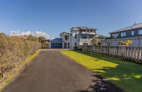 Whitianga House | Hosts on the Coast Buffalo Beach Escape