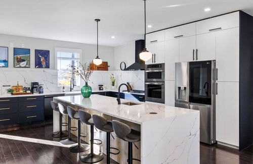 Lower Lawrenceville House | ★ HostWise Stays ★ Rooftop Deck, Garage, *Luxe* Mad Men Vibes