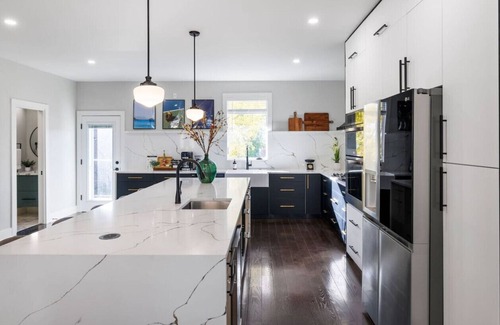 Lower Lawrenceville House | ★ HostWise Stays ★ Rooftop Deck, Garage, *Luxe* Mad Men Vibes