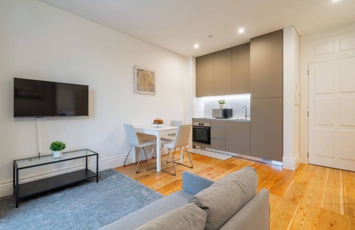 Guimaraes Apartment | HostWise - Stylish and Cozy Flat