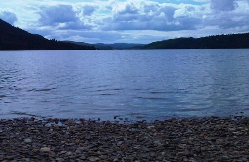 Bonne Bay Pond House | !!Hot Tub!! - Edge of Gros Morne Park - Explorers, family & Snowmobilers home