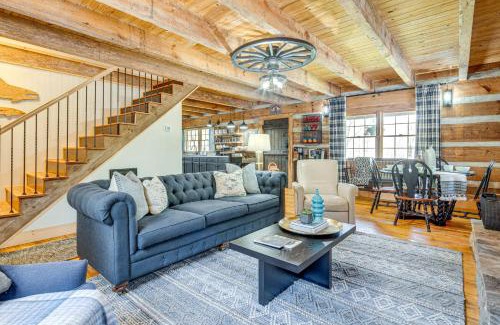 Cherokee House | Hot Tub, Fire Pit and Creek Access Whittier Cabin!