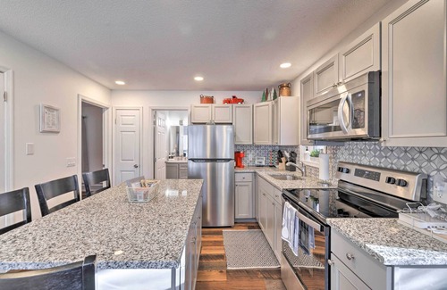 Tobyhanna Cottage | Hot Tub, Fire Pit & Game Room: Tobyhanna Home!