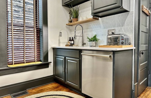 Weinland Park House | Hot Tub, Firepit, Cornhole, Foosball, King Beds, 2-car Garage, Walkable