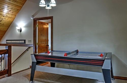 Ellijay House | Hot Tub, Game Tables and Mtn Views Ellijay Cabin