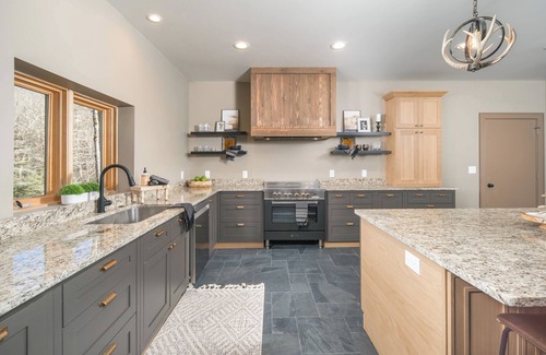 Charter Hills House | Hot Tub + Games & Upscale Perks: Beech Mtn Home