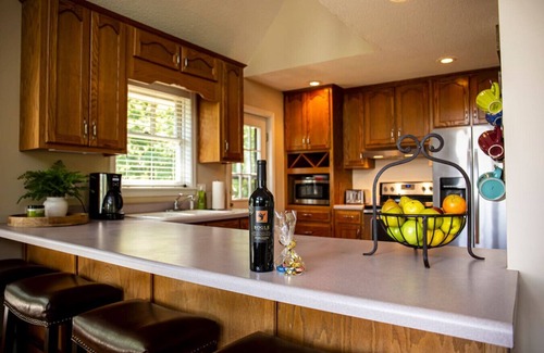 Menlo House | Hot Tub I Pool I Views