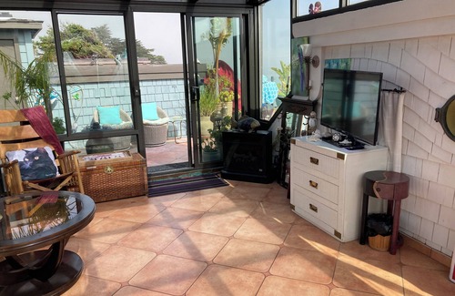Aptos Resort | Hot tub, Panoramic Ocean Views above 100' cliff! No overnight stays Day use only