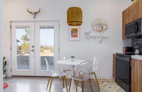 Joshua Tree House | ❤Hot Tub❤Pergola+Firepit+Close To DT JT❤