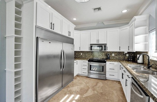 Fort Lauderdale House | Hot Tub! Roof Top w/Firepit and Water Front Views