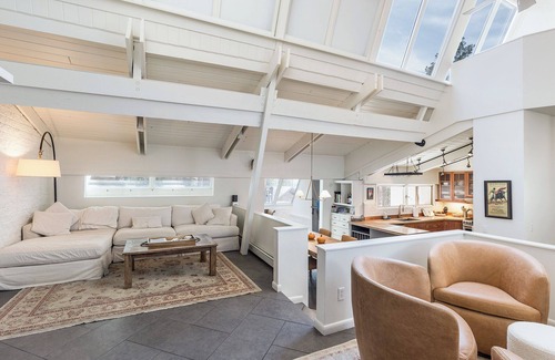 Durango House | Hot Tub | Sauna | Game Room! 5 Acres - 2 miles from Downtown