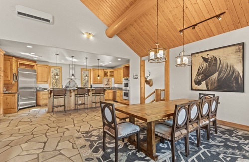 Steamboat Springs House | Hot Tub w/Panoramic Views at Emerald View Chalet - Luxury Home, 4 Kings + 2 Twins, Game Room,