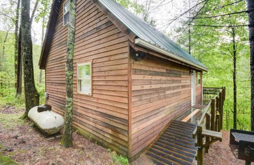 Campton House | Hot Tub & WiFi - Hidden Chalet Red River Gorge KY