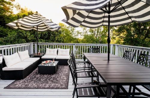 Frankfort House | Hot Tubpoker Roomespresso3 Mi To Buffalo Trace