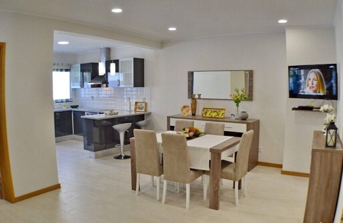 Furnas House | Hot Water House 2