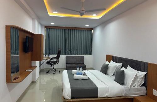 Vadodara Hotel | Hotel 4 Season