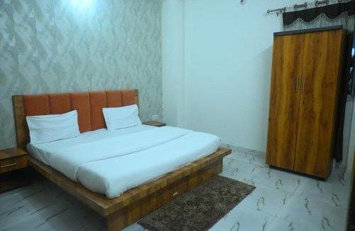 Kalyanpur Hotel | Hotel 7 Solitaires