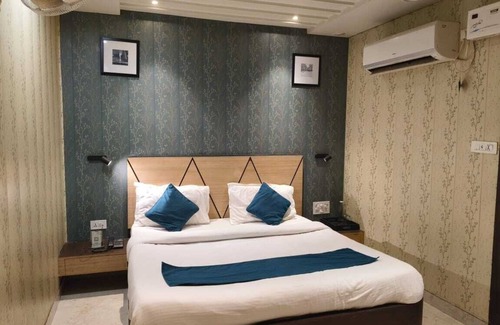 Varanasi Hotel | Hotel Aalishan