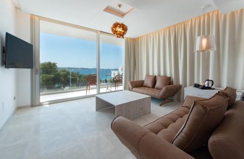 Sant Antoni de Portmany Hotel | Hotel Abrat