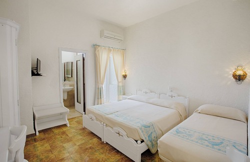 San Teodoro City Centre Hotel | Hotel Al Faro