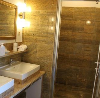 Podersdorf am See Hotel | Hotel Al Faro Lodge am See