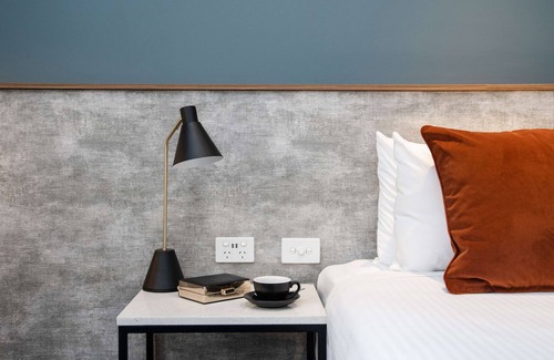 Adelaide Central Business District Hotel | Hotel Alba Adelaide