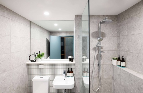 Adelaide Central Business District Hotel | Hotel Alba Adelaide