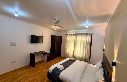 Brein Hotel | Hotel Alif Stay