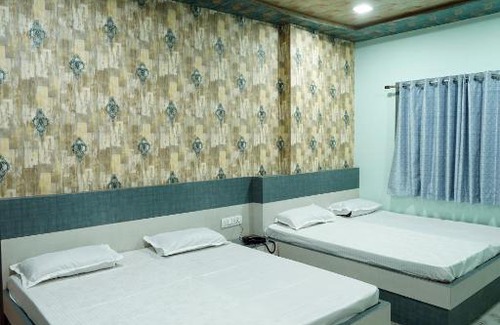 Ajmer Hotel | Hotel Alishaan 30 Mtrs from Dargah