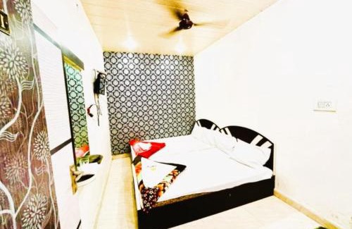 Ajmer Hotel | Hotel Aliza Palace Ajmer AC OR NON AC ROOM